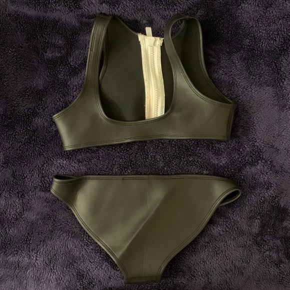 hoaka swimsuit zipper bikini top and bottom! - Picture 3 of 3